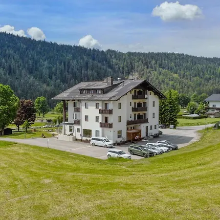 Stierer Hotell