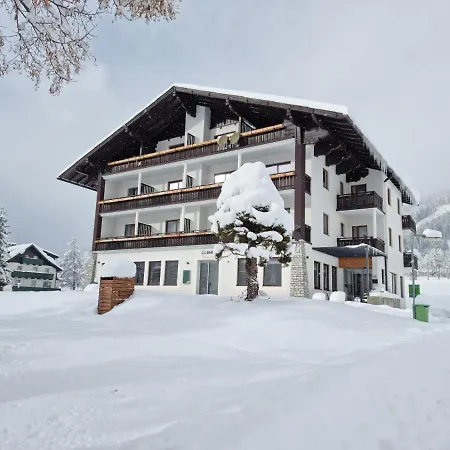 Stierer 3* רמסאו אם דכשטיין